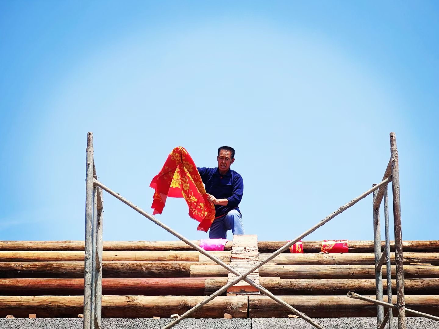 陕西一高校老师,西安一高校老师带学生创业