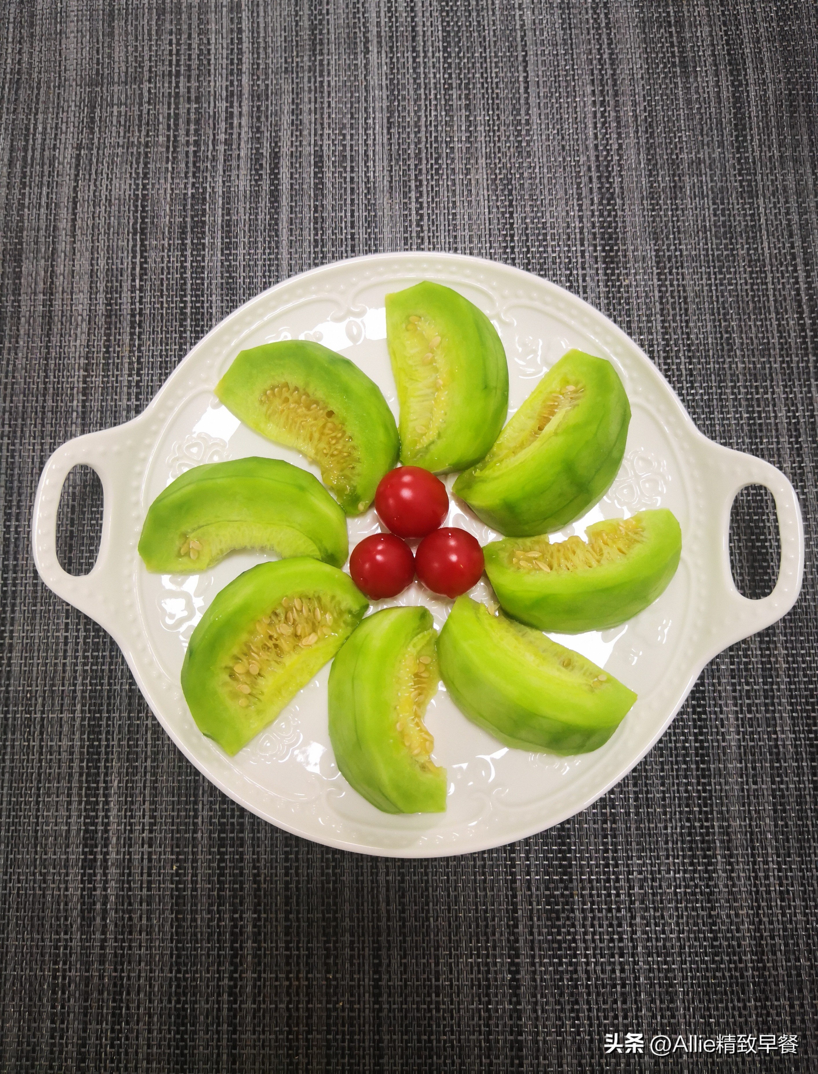 广东人爱吃的炒河粉，教您在家就能做，根根分明爽滑入味，零厨艺