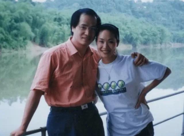 于文华与李凡差几岁,于文华和李凡怎么分开