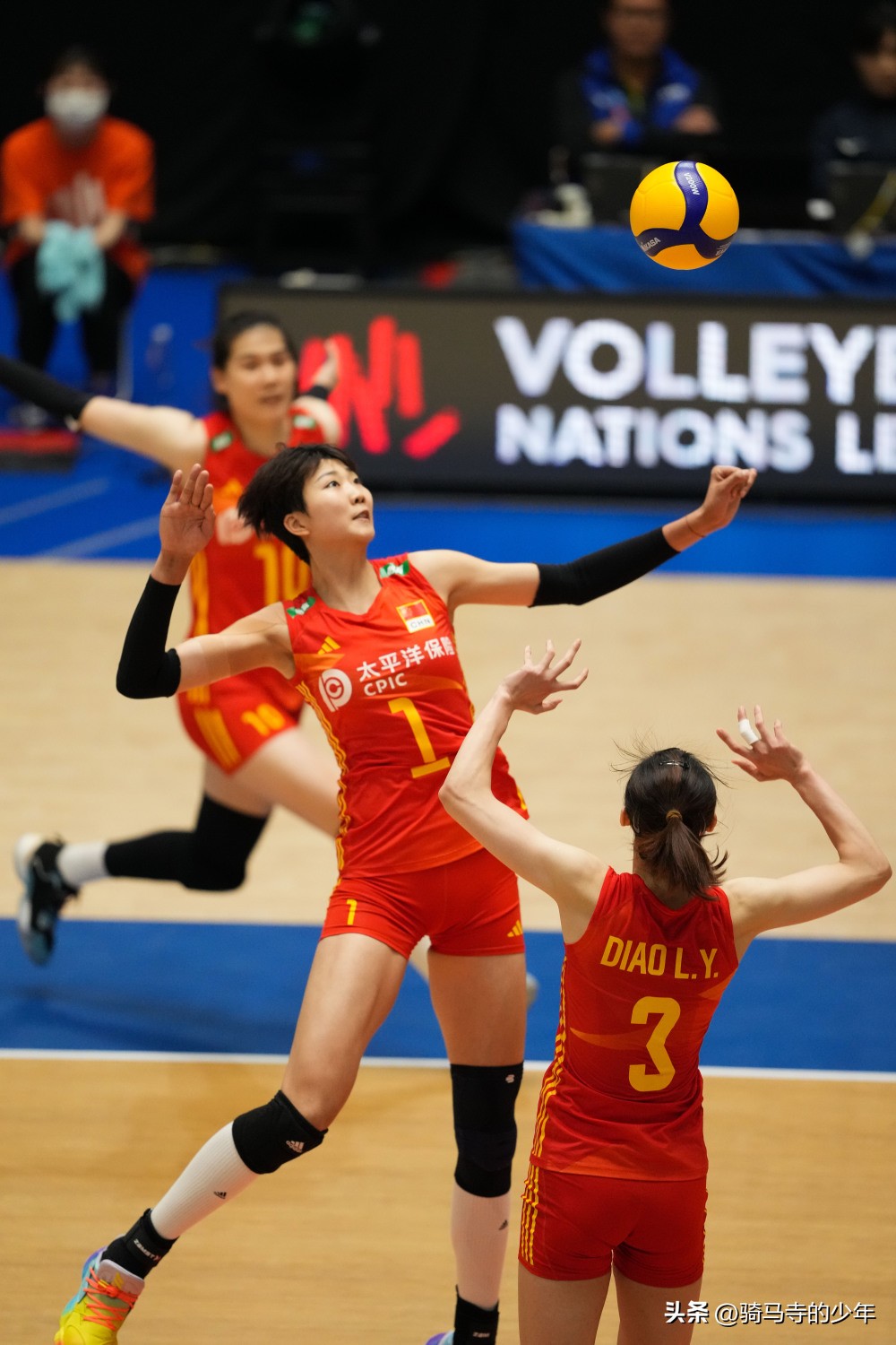 蔡斌的战术失误引发球迷质疑,蔡斌技战术遭质疑