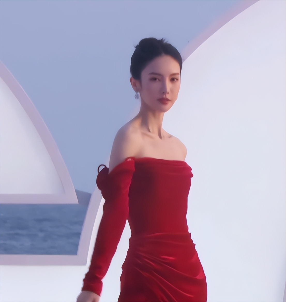 关晓彤为谁挡热搜,关晓彤烂大街造型