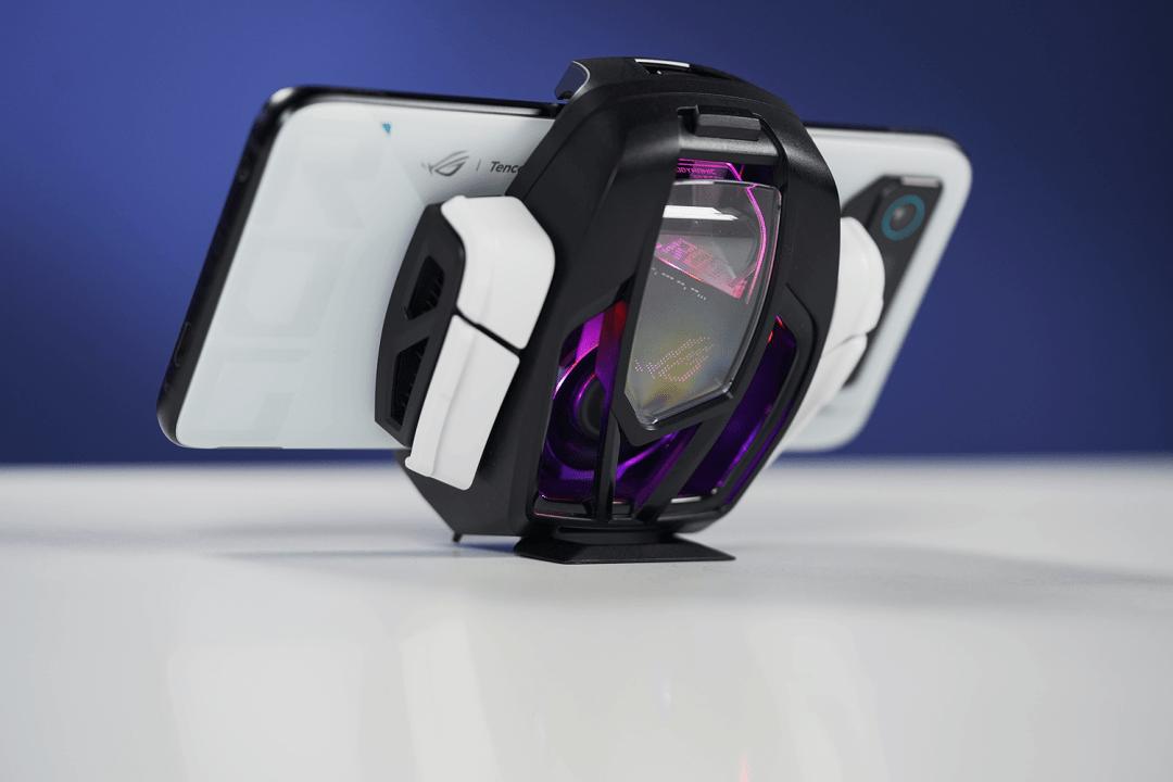 不知道是选择iphone还是选择安卓,现在建议换苹果还是安卓