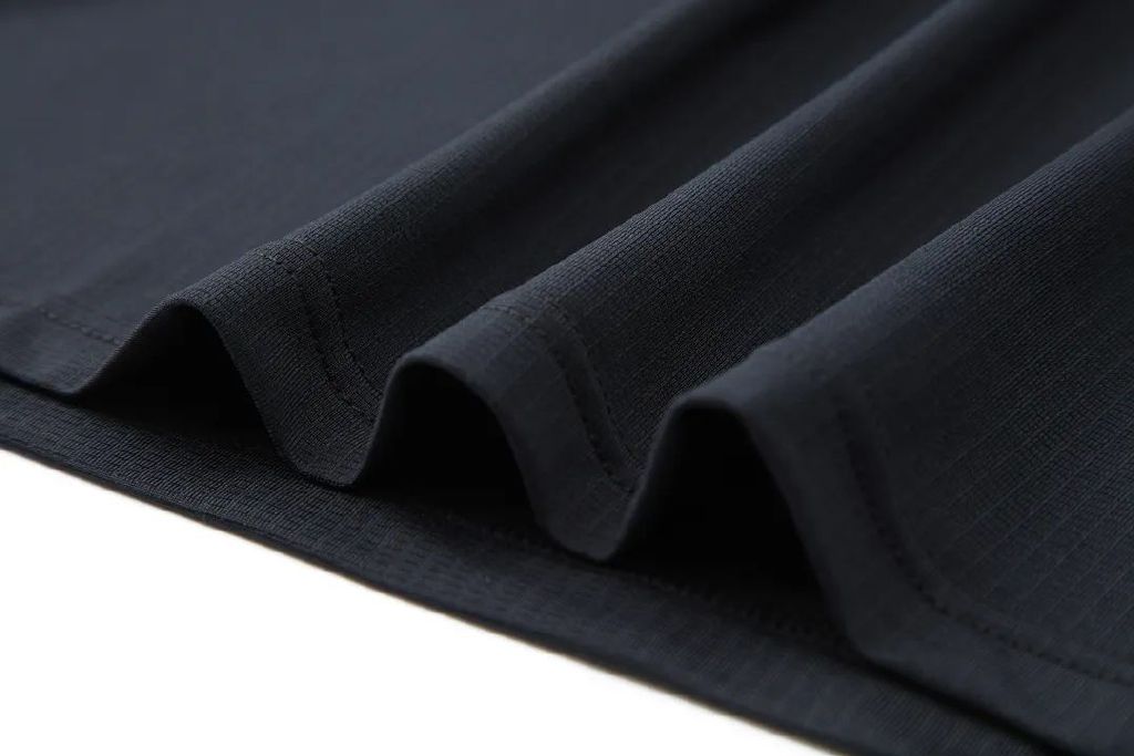 polo衫高端品牌定制,企业polo衫定制高档