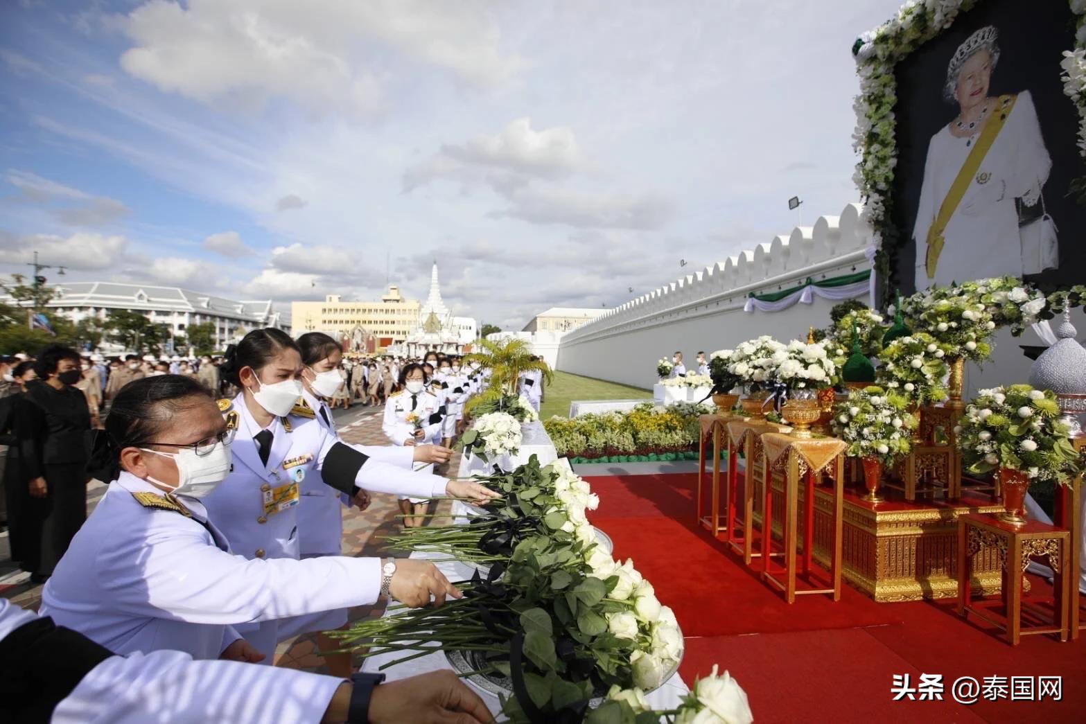 泰国悼念国王,泰国国王去世民众有什么悼念仪式