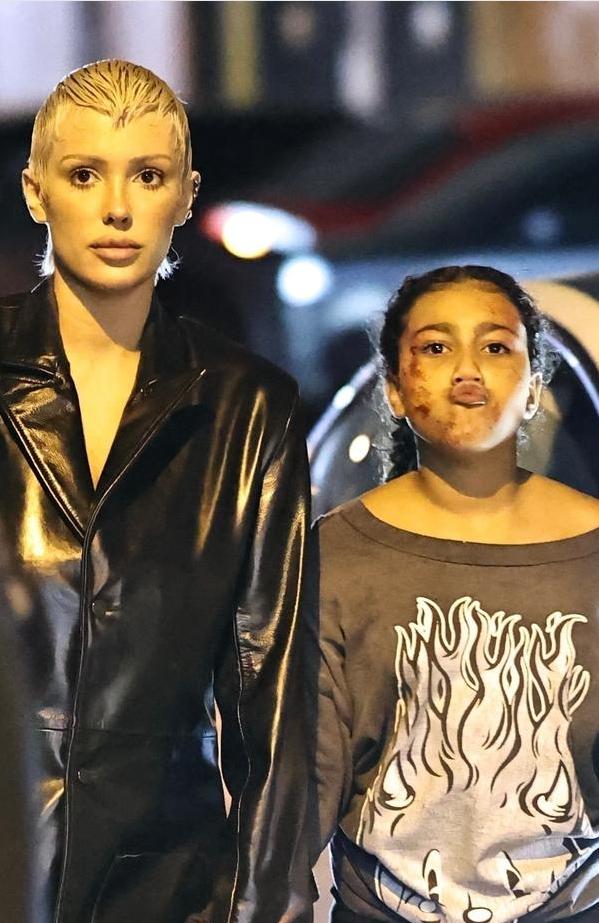 侃爷在纽约为女友庆生,侃爷庆祝生日