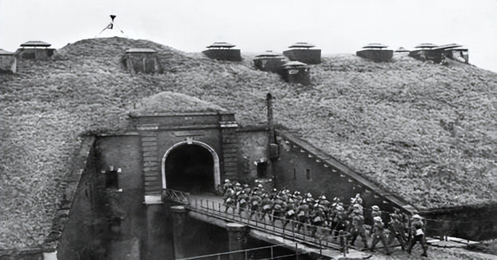 法国和德国谁才是欧盟老大,为什么德国和法国是宿敌