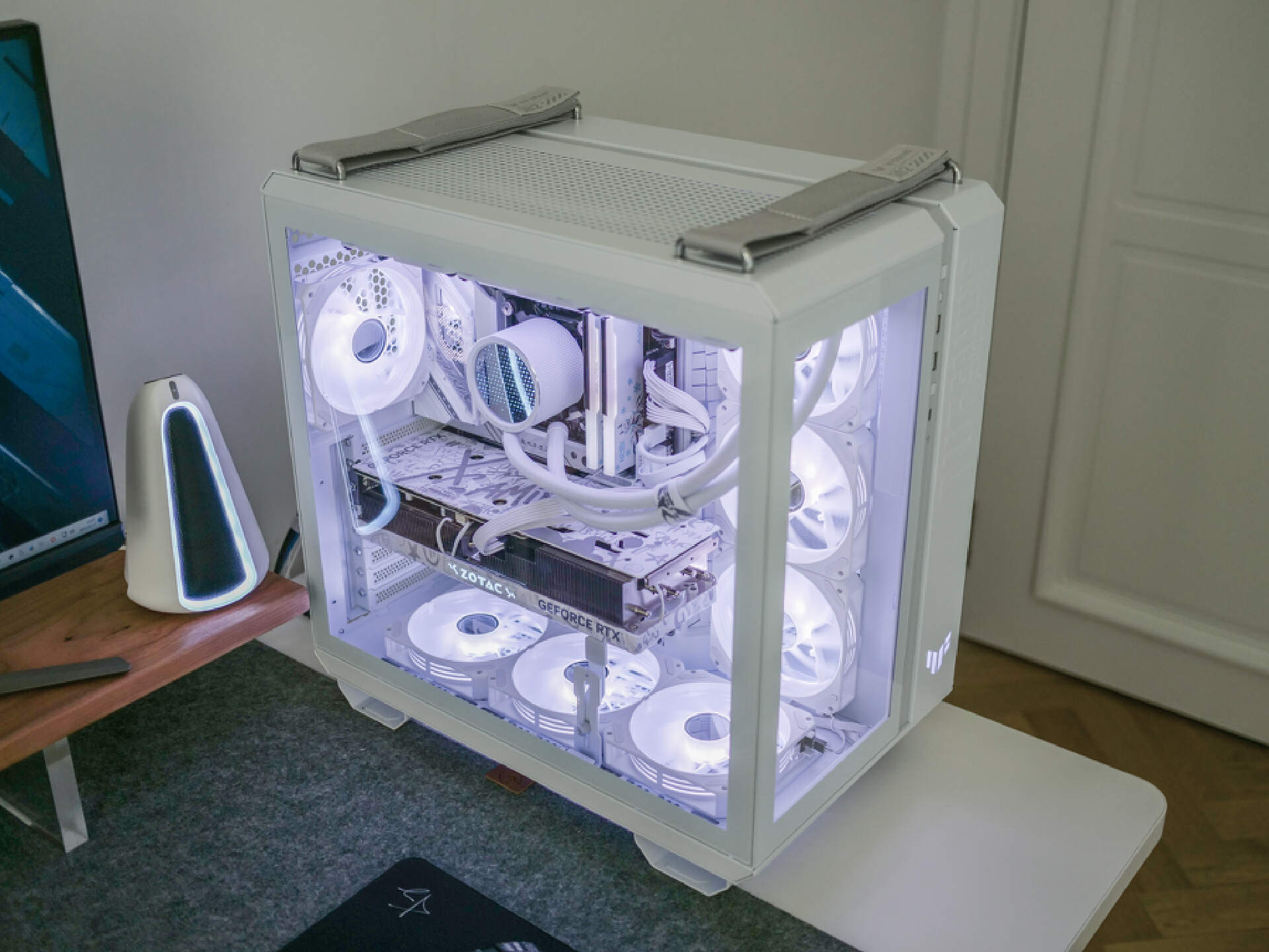 华硕gt502机箱教学,华硕tuf502弹药库机箱装机视频