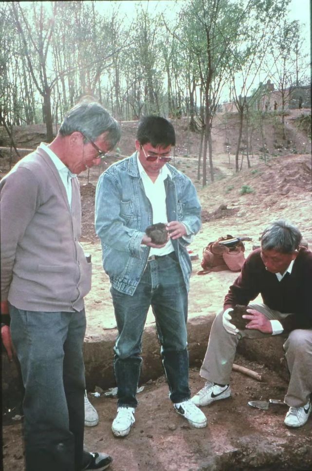 商朝取代夏朝的历史事件是,商朝取代夏朝标志性事件是