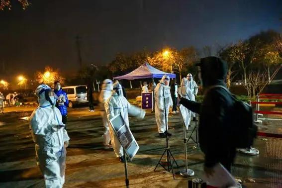 一份特别答卷这场大考背后的付出,一场特殊的大考