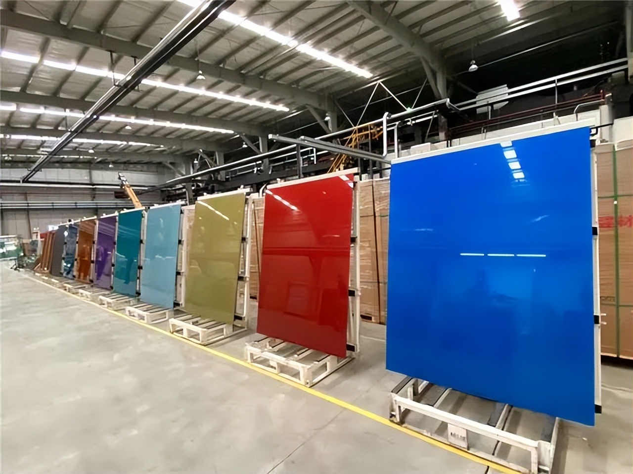 【三提三争】喜讯！南鲁山镇与成都中建材光电材料有限公司成功签约“水墨鲁山”全电智慧民宿集聚区项目