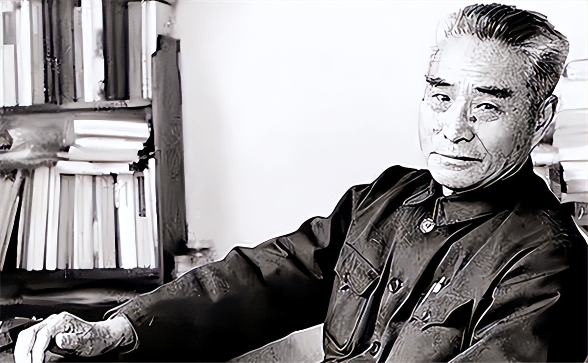 文强是毛主席表弟、周总理学生，建国后为何被关押26年？