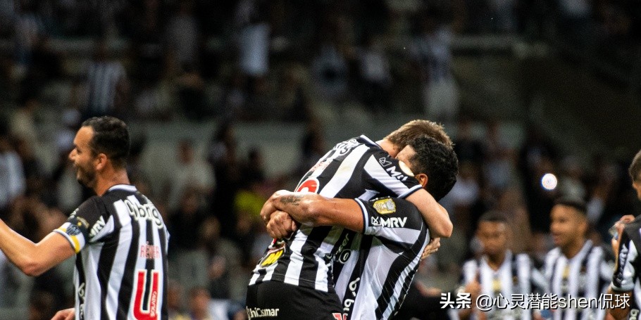 1-1，爆冷！巴甲冠军翻车，42%控球被射9脚，阿兰红牌胡尔克失点