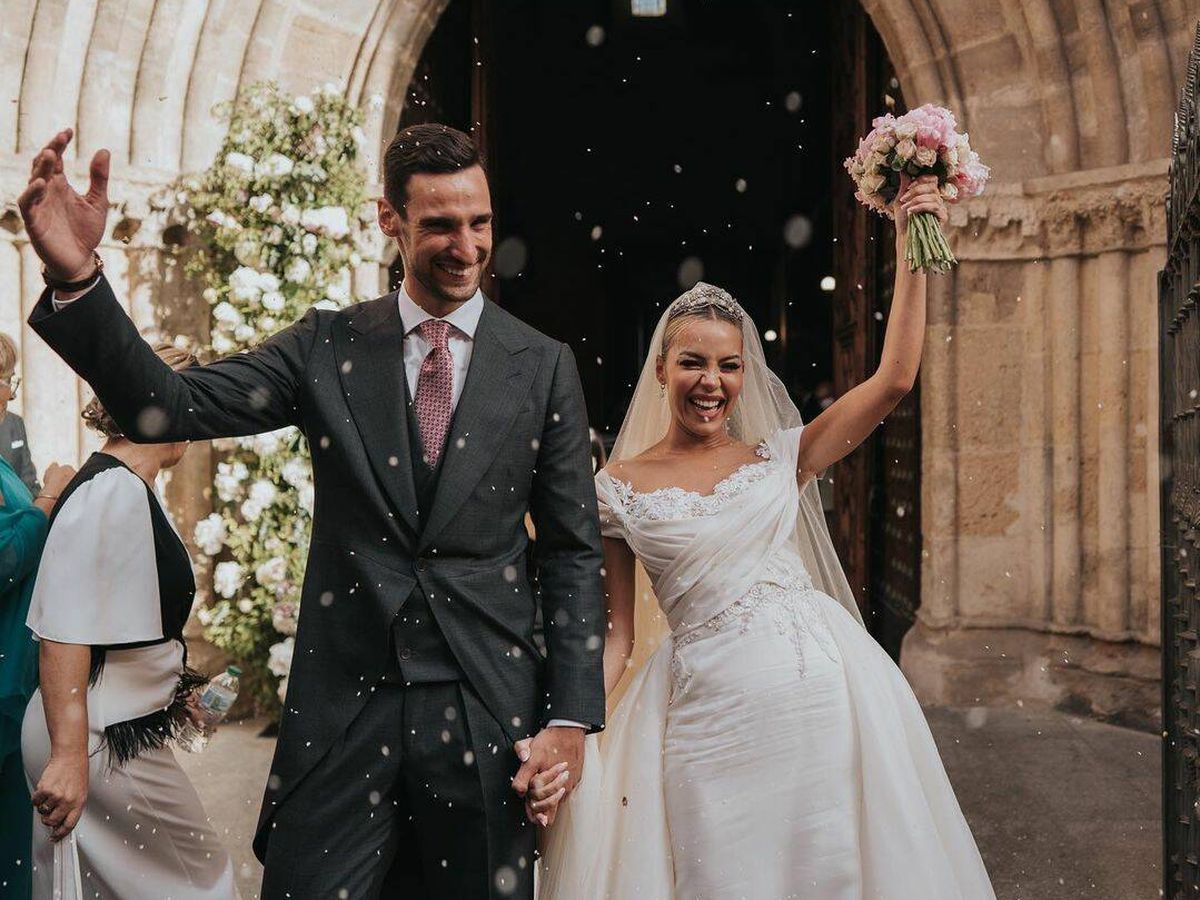 巴黎球星昏迷48小时，仍在ICU，妻子悲痛发文：别丢下我