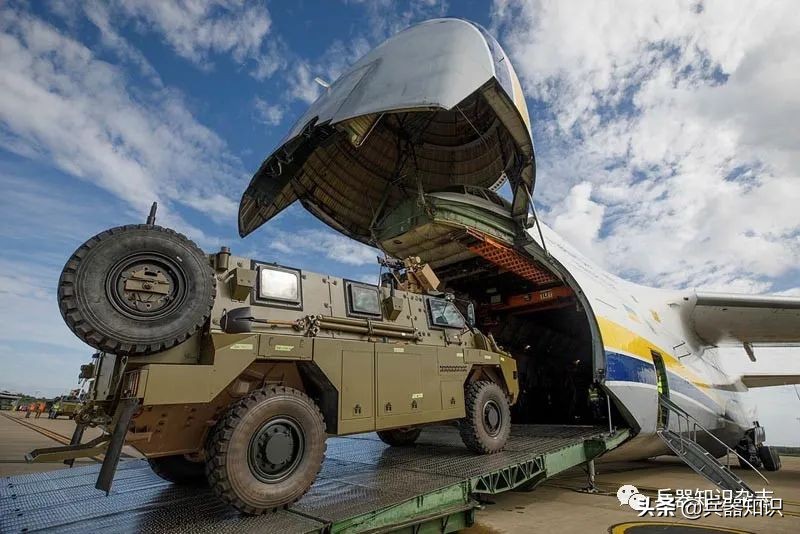 援助乌克兰装甲车,丹麦援助乌克兰装甲车