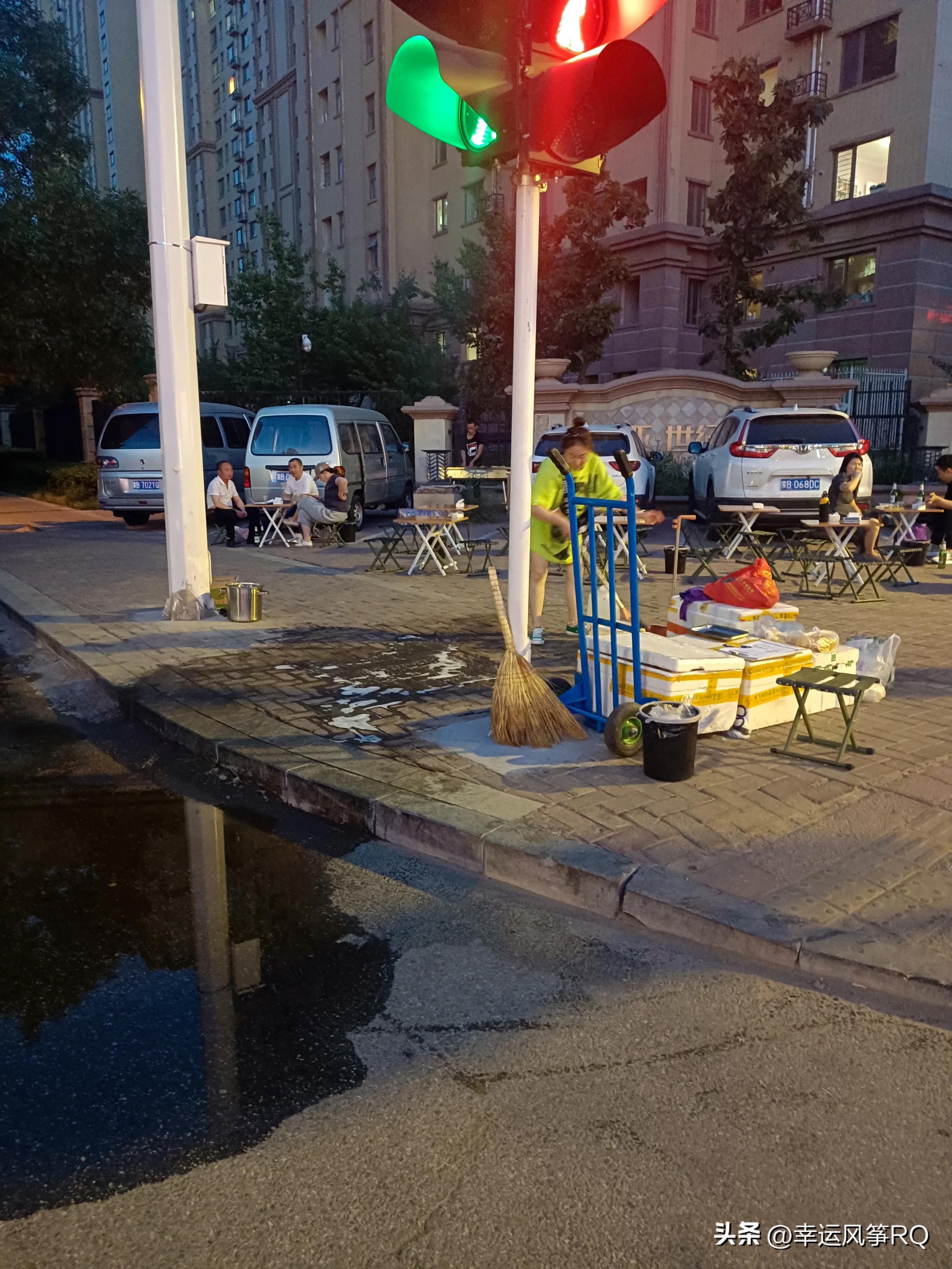 地摊烧烤十大暴利产品,地摊烧烤哪个行业最好