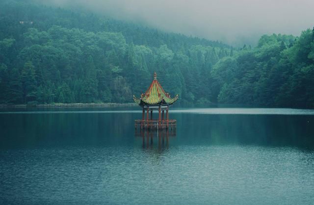 十年前带老妈出游,十年前带娃和十年后带娃