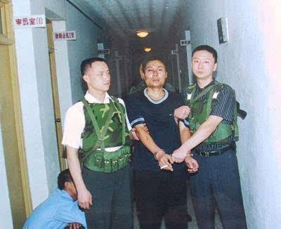 悍匪张君大案纪实,十大悍匪张君杀人案