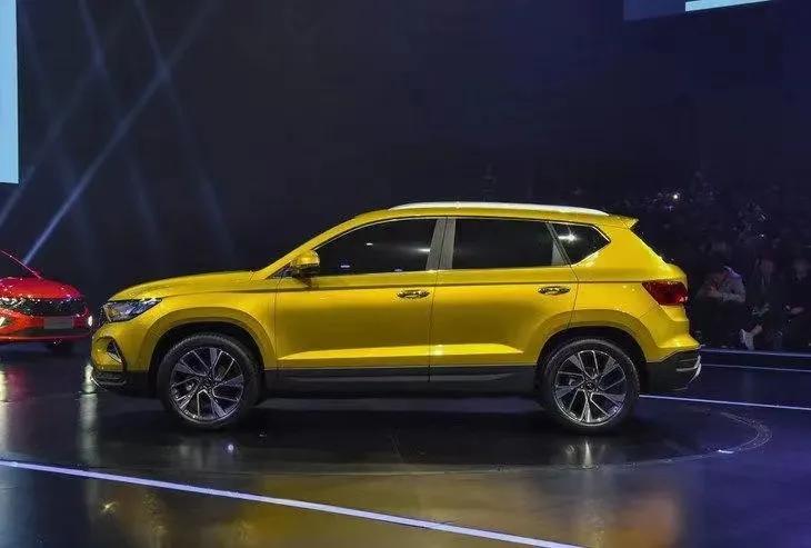 听最嗨的歌开最快的车,开长途车最好听的歌