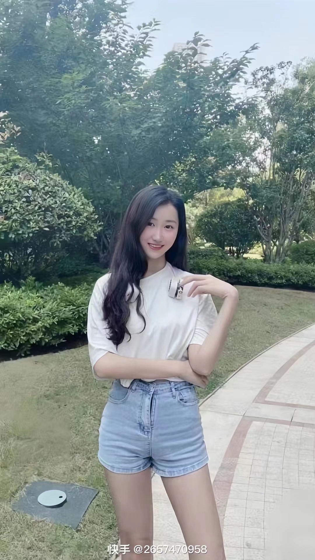 怎么跟喜欢的人聊天找话题开场白,怎样跟喜欢的人聊天找话题