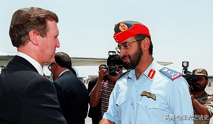 为什么富豪们如此青睐新加坡,新加坡为什么如此有钱