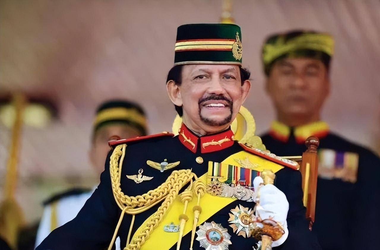 文莱国王到底有多少豪车,文莱国王拥有7000辆豪车