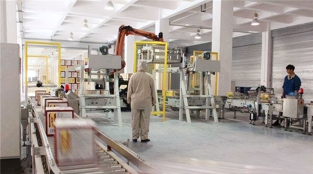 十三香王守义艰辛的创业历程,王守义十三香一年售几亿盒