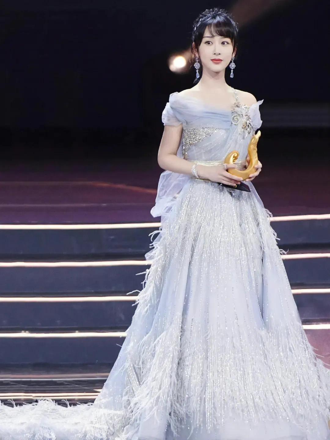 女明星90后前十名,欧美90后高颜值女明星