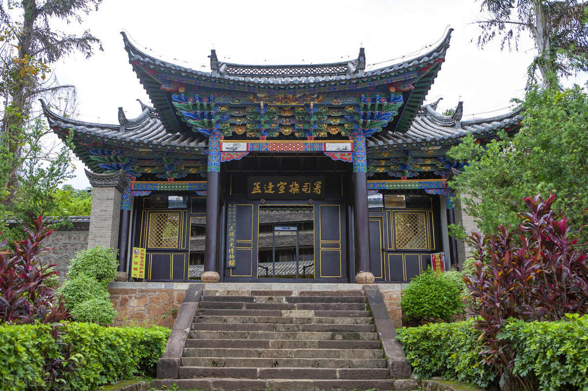 西双版纳和大理房价对比,西双版纳和海南的房价哪个好