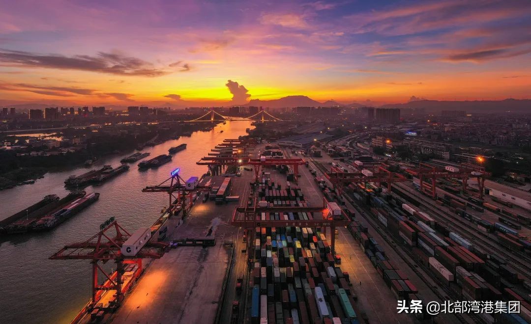 绔崍澶曢槼鏄熺┖鎽勫奖,绔崍鎽勫奖浣滃搧