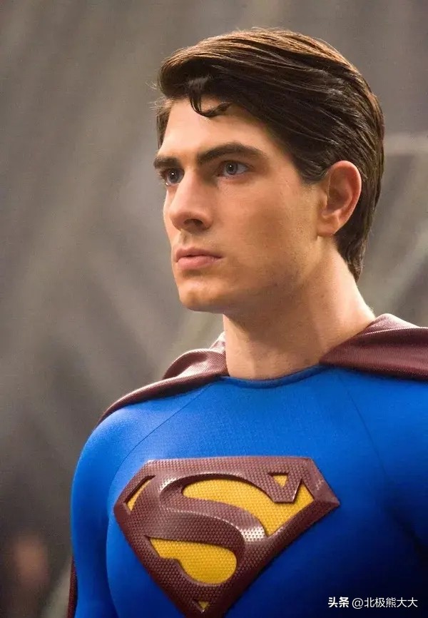 亨利卡维尔超人戴帽子,超人亨利卡维尔腹肌