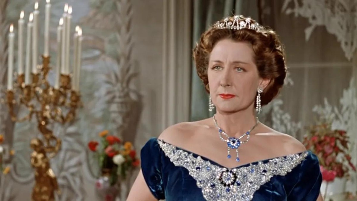 茜茜公主：17岁嫁入王室，长女早夭，独子为爱殉情，61岁香消玉殒