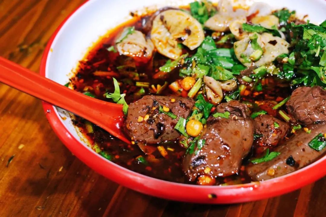 去成都必打卡的8家地道馆子,成都本地人必吃十大馆子排名