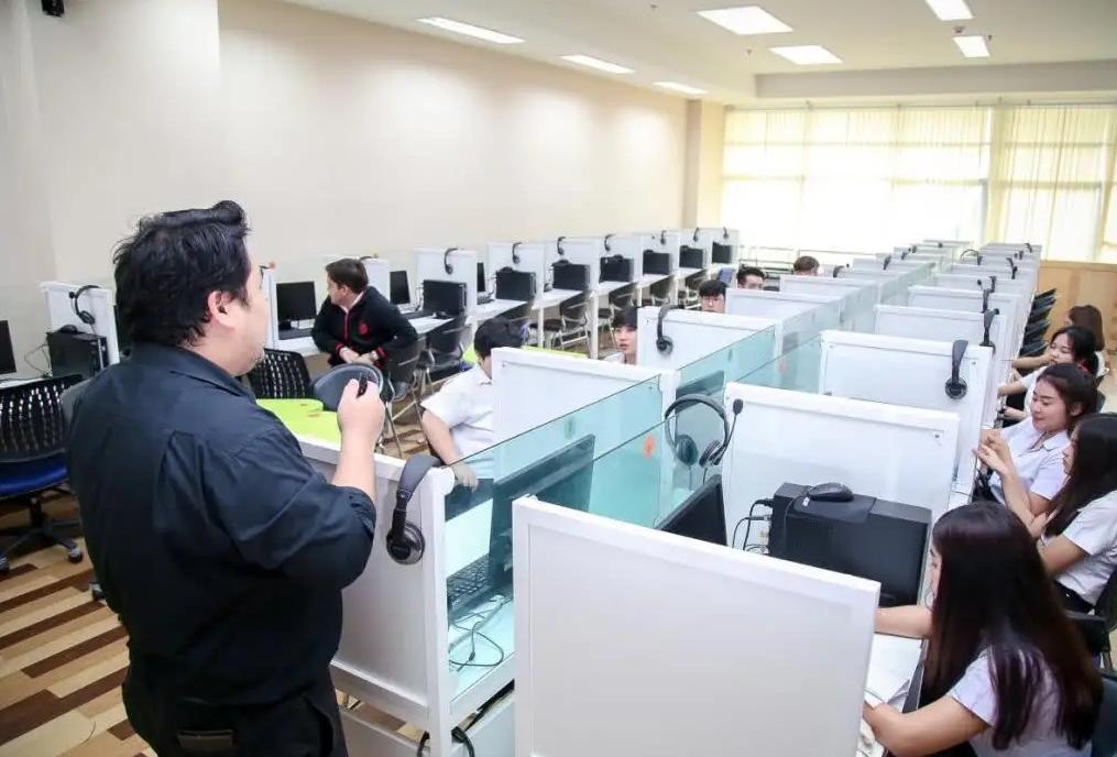 高考成绩差选什么专业就业前景好,高考450分读哪个专业比较好就业