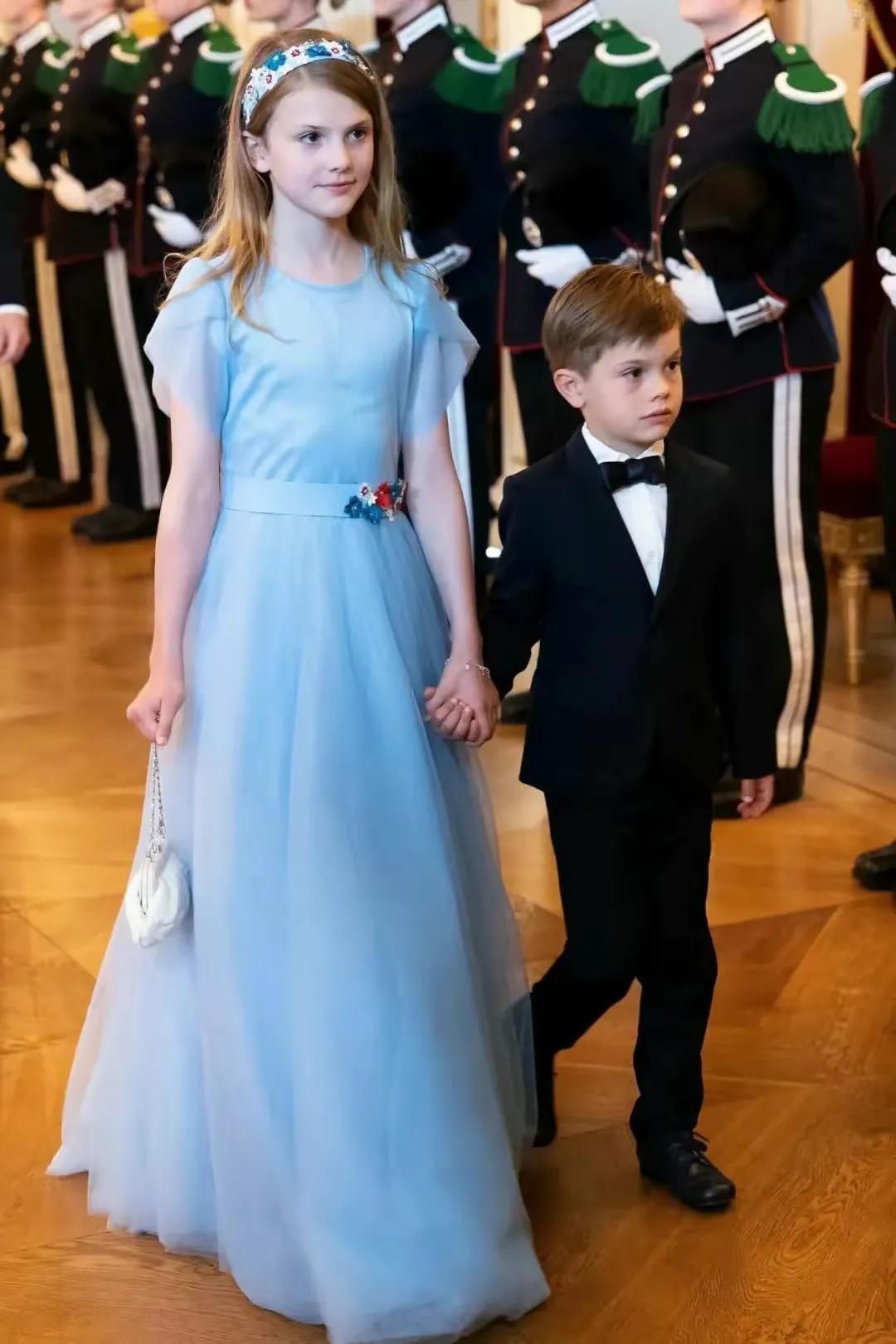 瑞典国王是谁的儿子,瑞典国王唯一的儿子