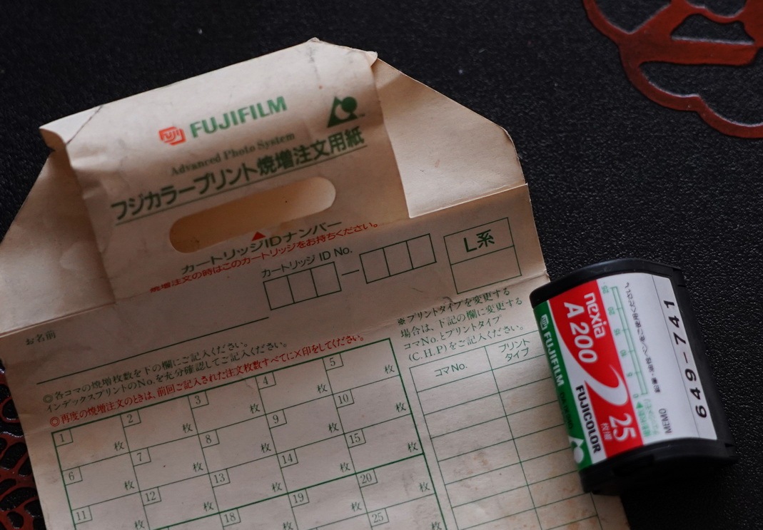 谈胶卷与胶卷暗盒收藏:过期的胶卷也有人要,或许还能卖个好价钱