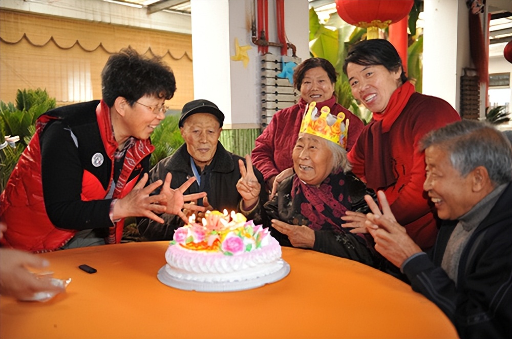 老人过寿三不过指是什么,过生三寿是什么意思