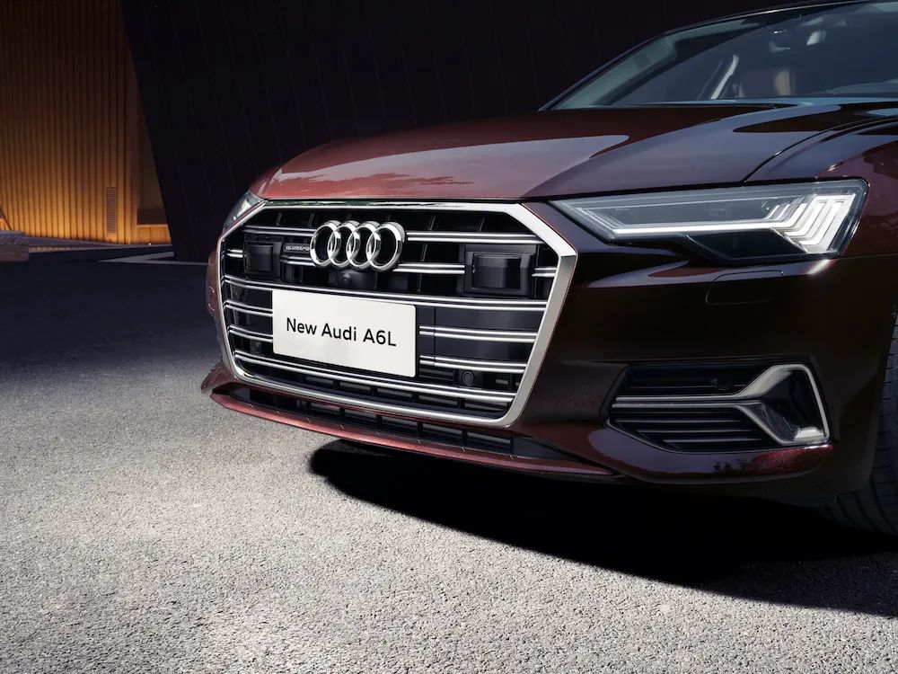 奥迪全新a6l55tfsiquattro,新奥迪a6l中期大改款
