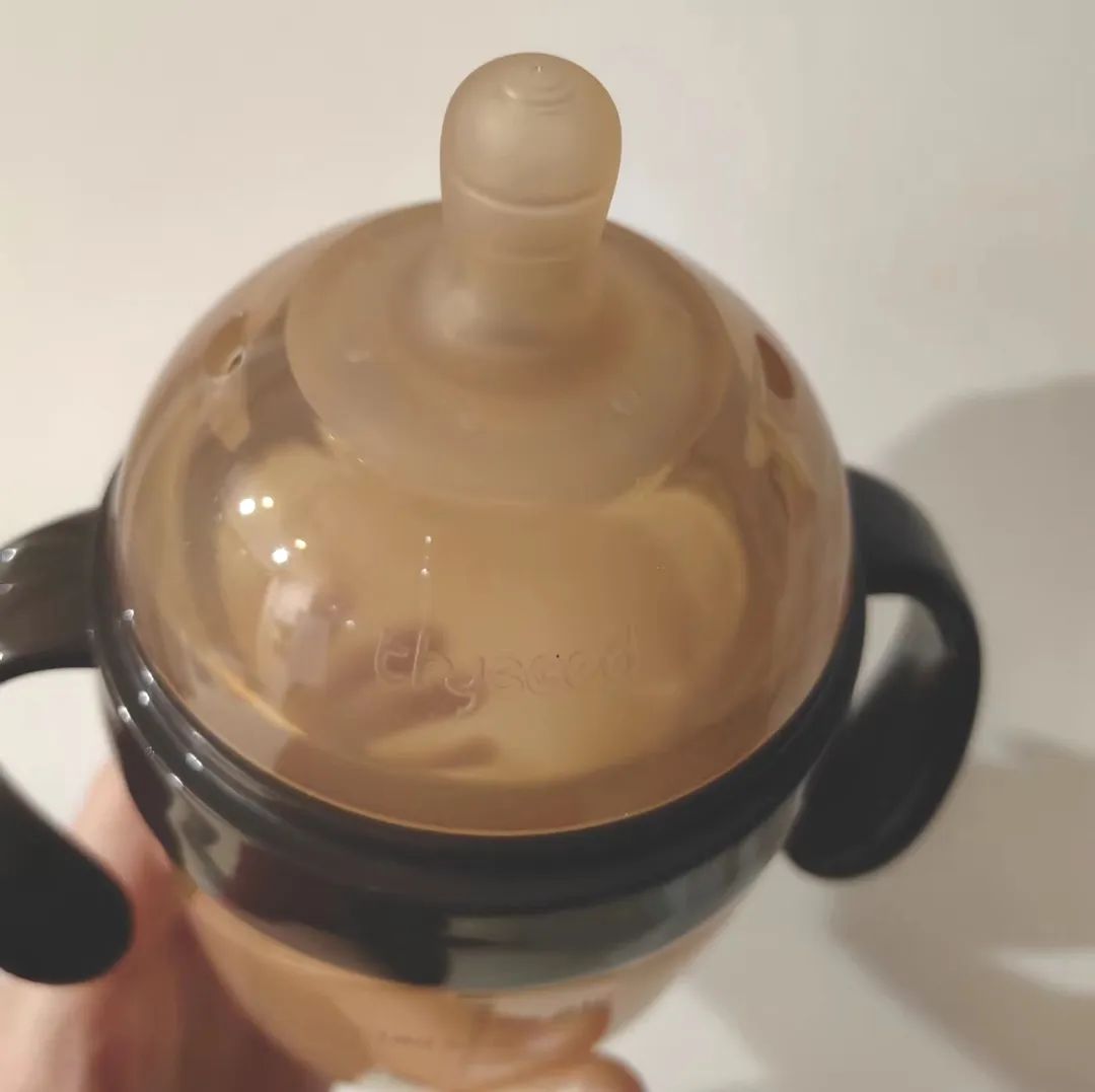 奶瓶推荐6个月以上喝水杯,6个月宝宝学饮奶瓶测评前十名