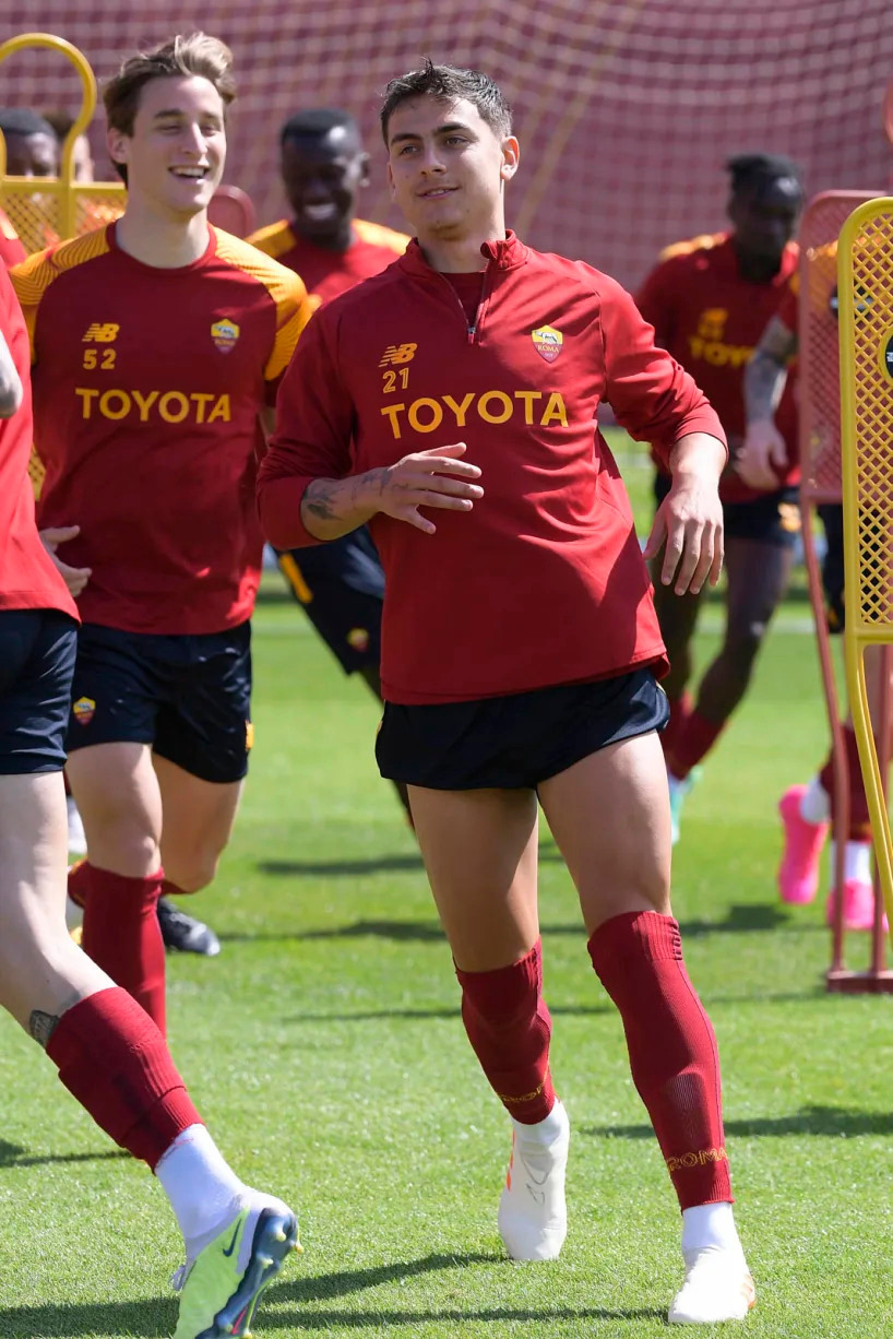 穆里尼奥相信自己永不放弃,穆里尼奥不像以前那样意气风发