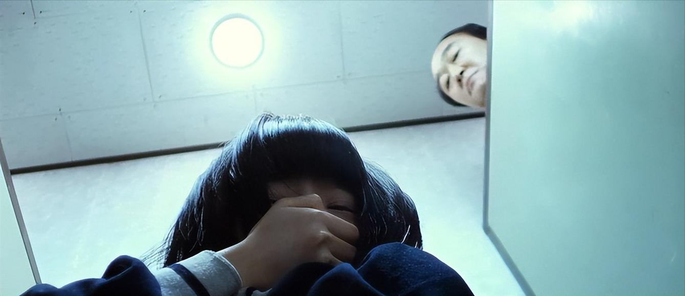 韩国揭露人性的电影熔炉,韩国职场霸凌真实事件电影