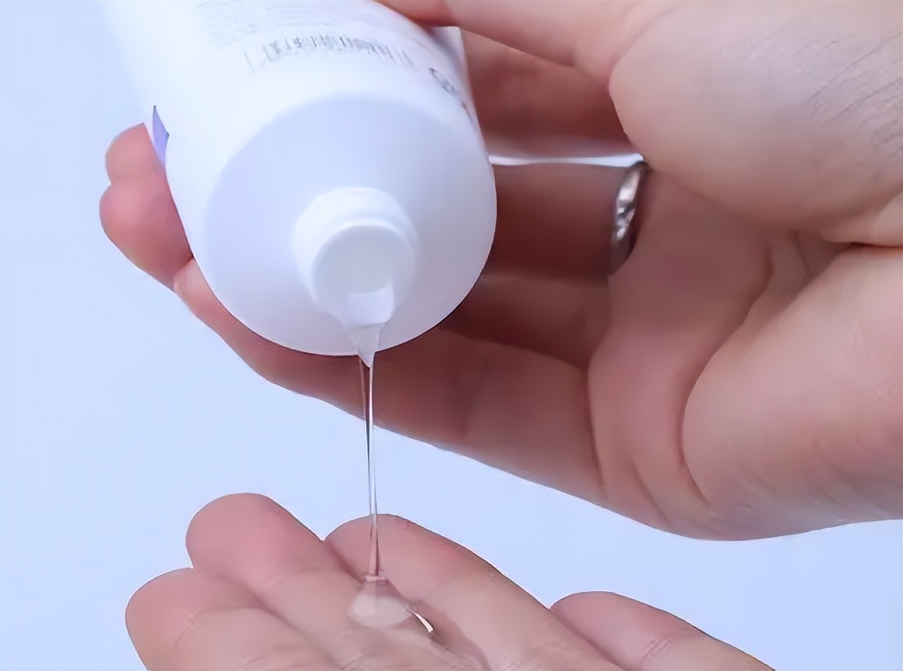 “办事”时使用润滑剂，对人体有害吗?别害羞，男女了解下有好处