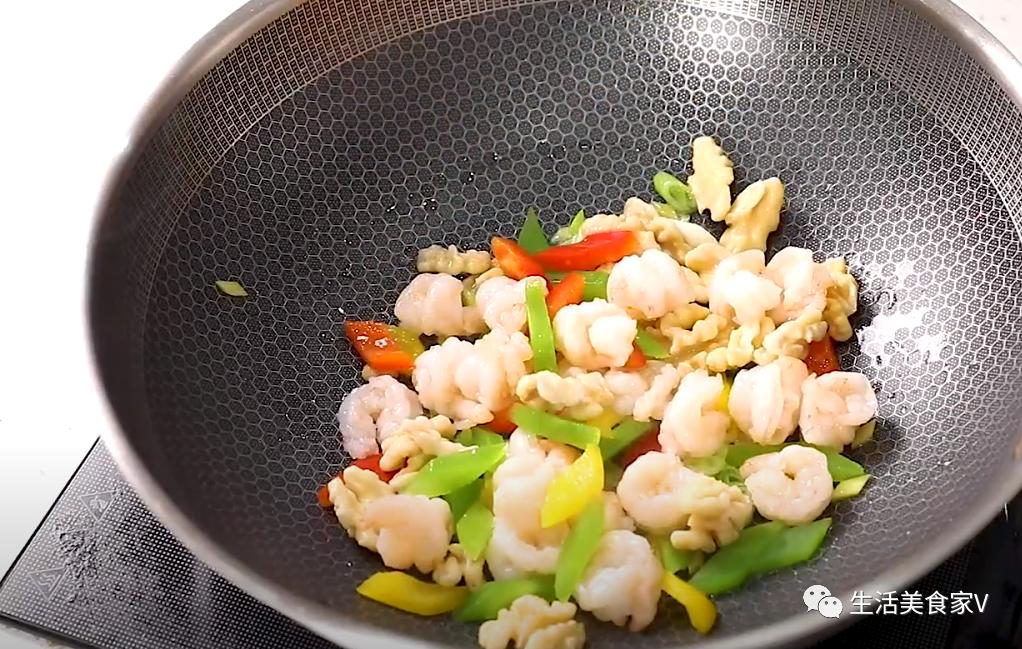 睡眠不足要多吃9种助眠食物,哪些食物吃了是安神助眠的