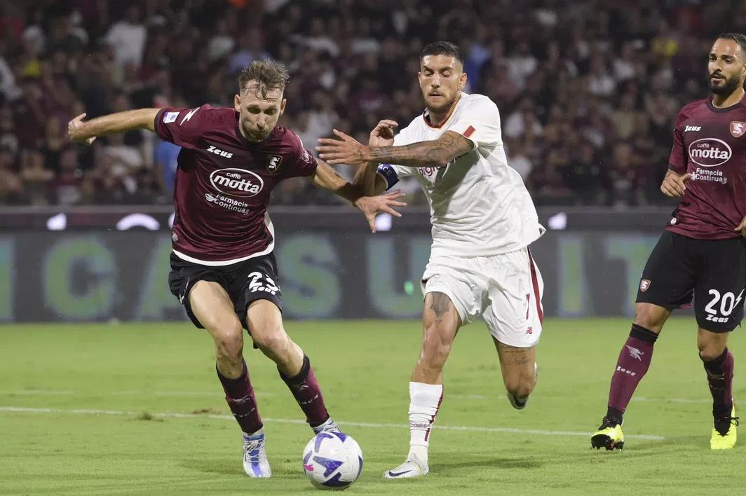 罗马1-6惨败穆帅球迷反应,罗马1-6惨败穆帅是故意的吗