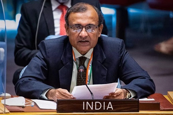 美媒炒作印度“挺俄”，印学生遭乌军警报复：拳打脚踢，阻挠撤离