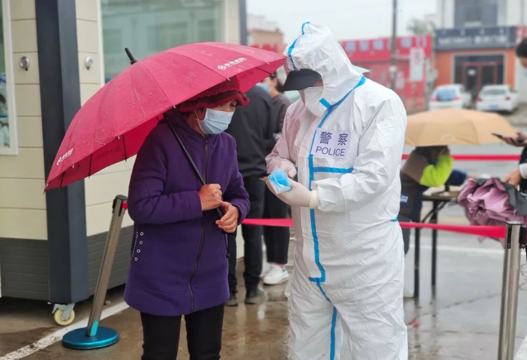 有一种荣光叫“万家心安”