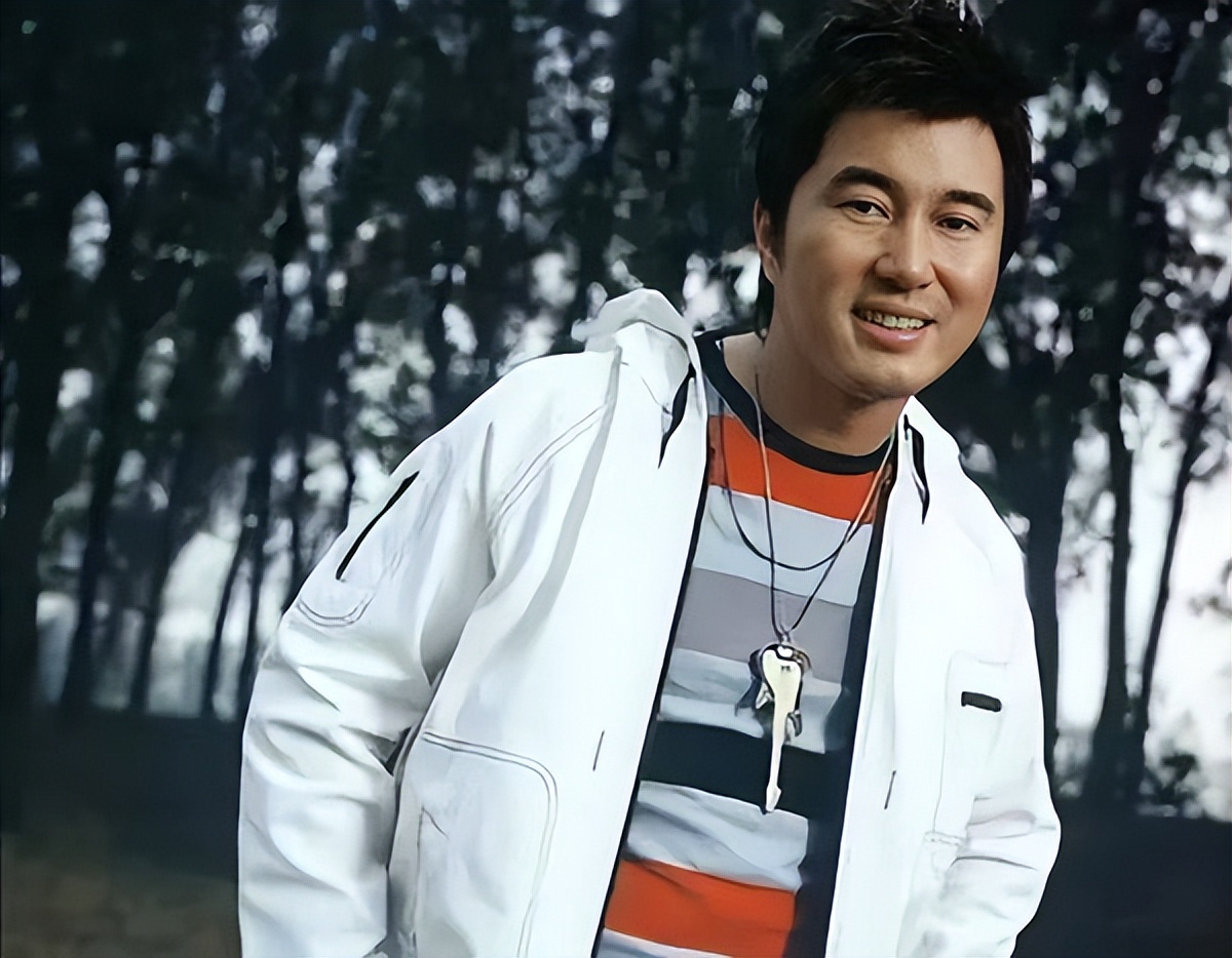 歌手满文军的人生简介,歌手满文军是怎么出道的