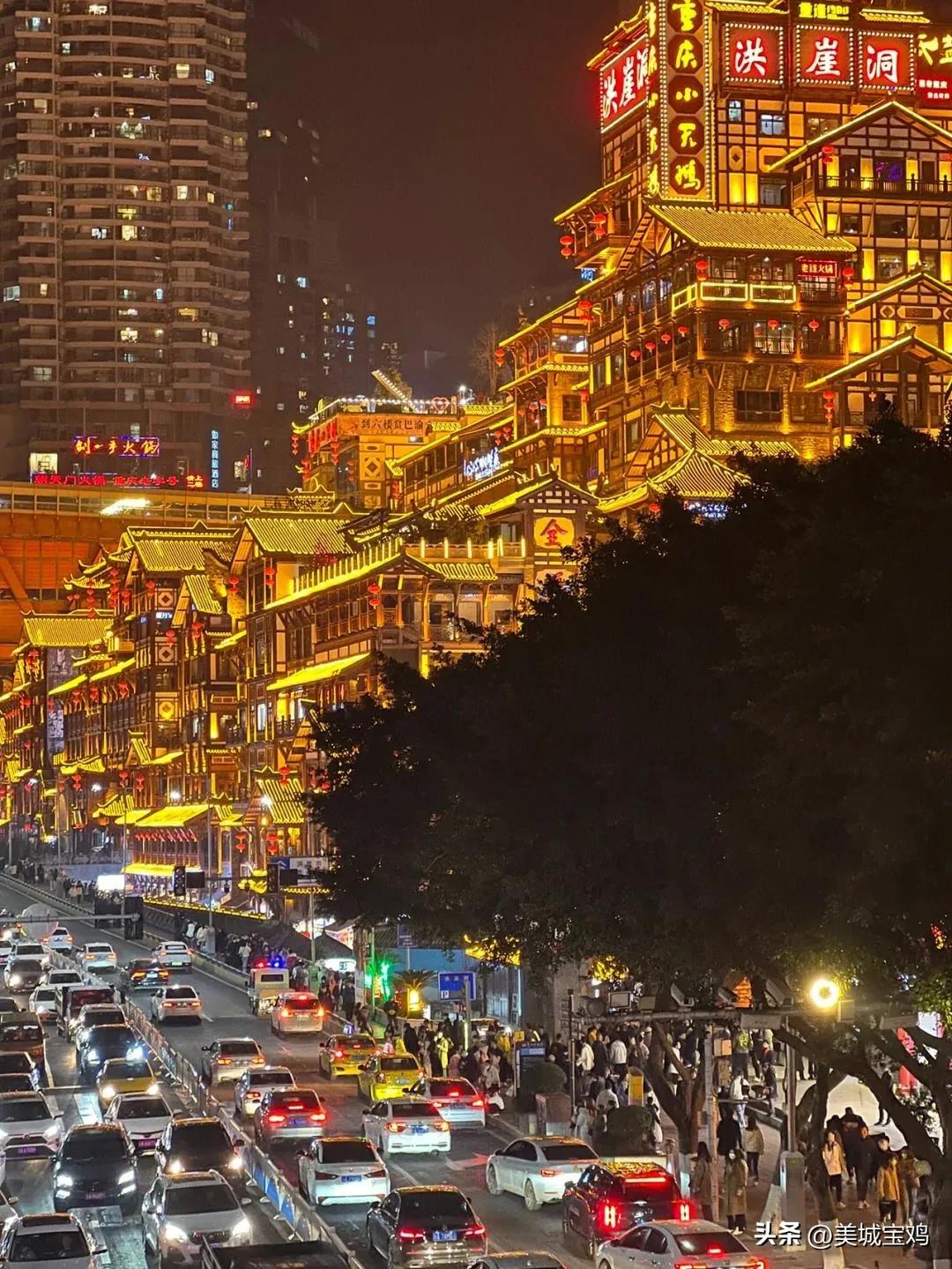 中国旅游热度十佳城市，重庆居首贵阳第二，西安第七，南京落榜