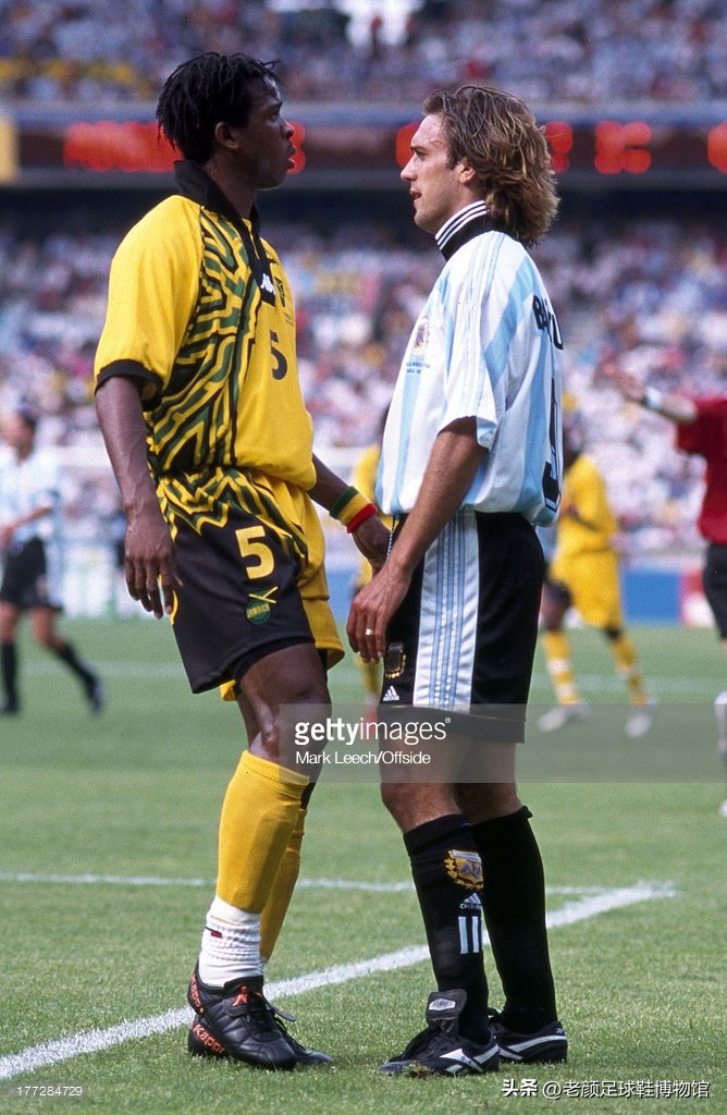 国米新援意大利,蹭足球热度