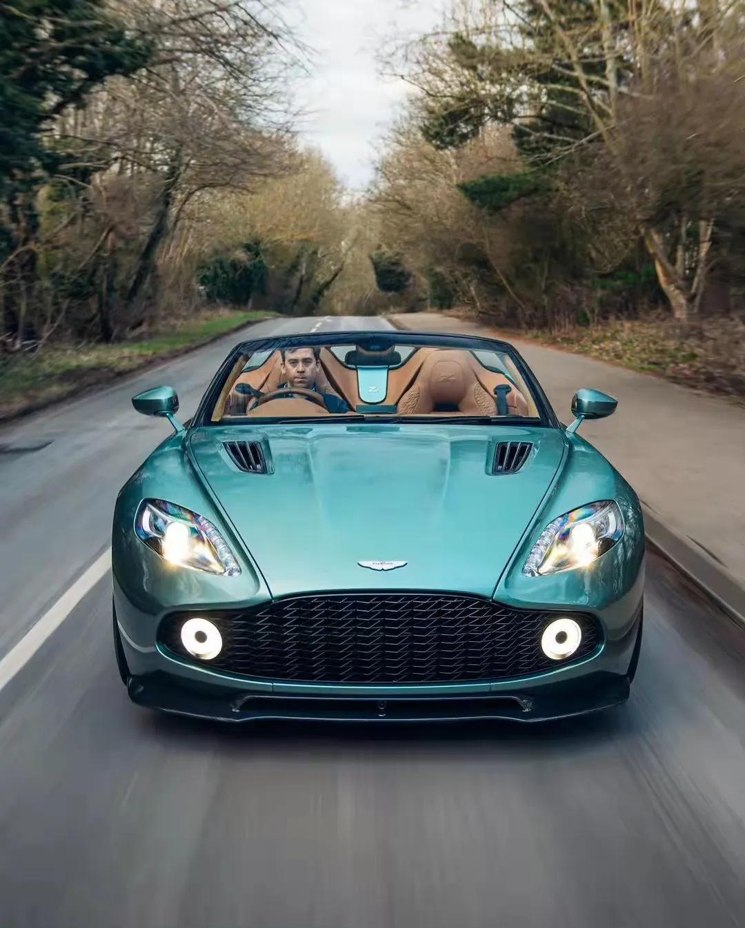 阿斯顿马丁售价30000,阿斯顿马丁全新跑车