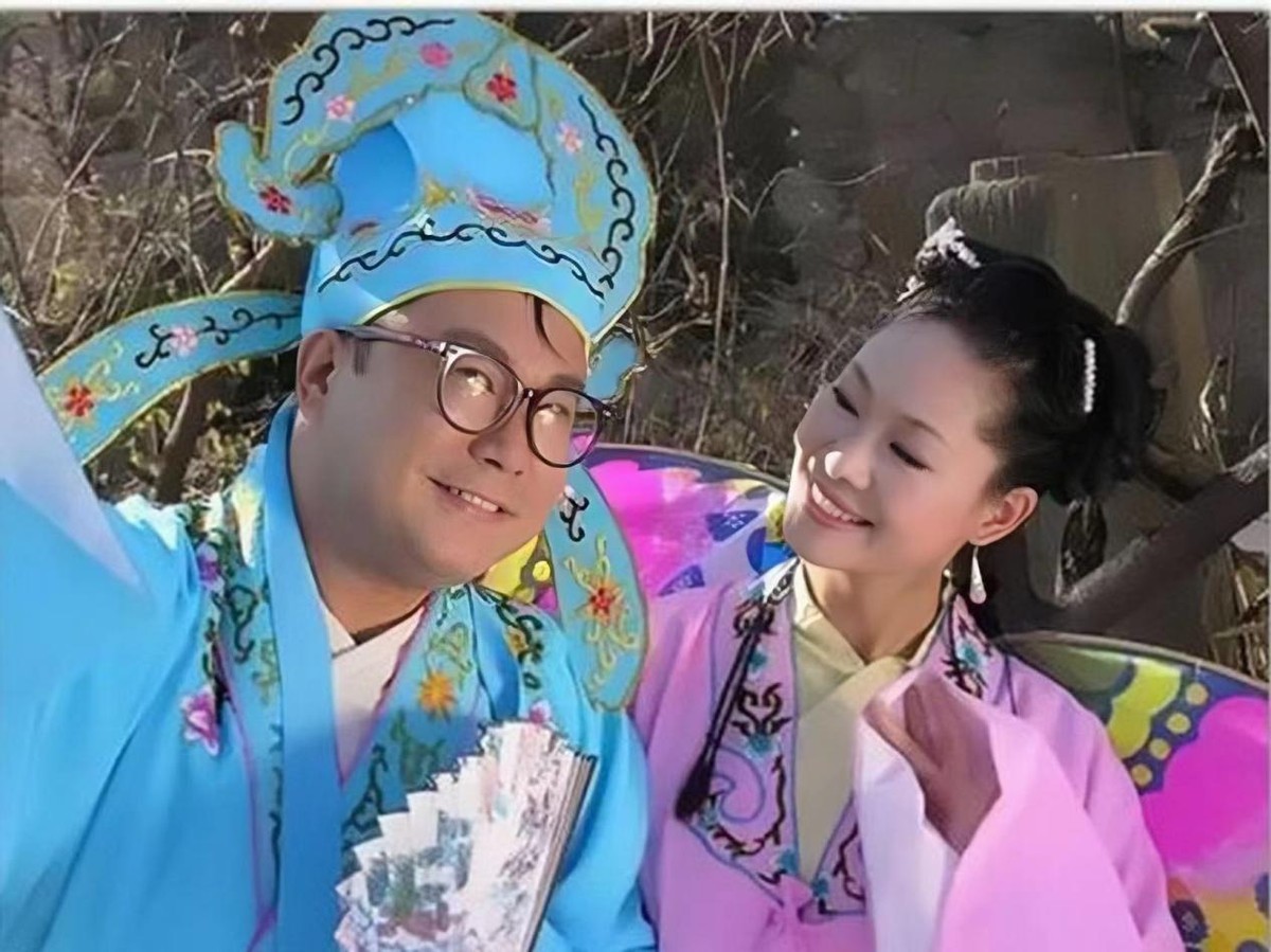 于文华尹相杰纤夫相差多少,于文华和尹相杰合唱的纤夫谣